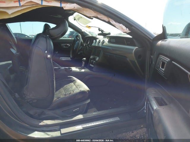 Ford Mustang Gt Premium