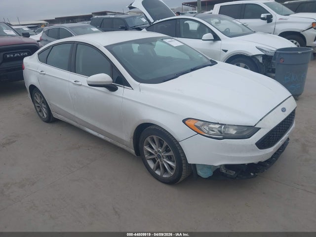 Salvage Ford Fusion Image