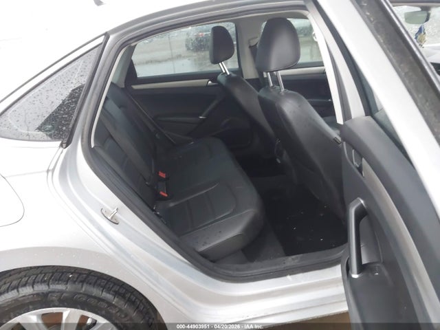 Volkswagen Passat 2.0t Se