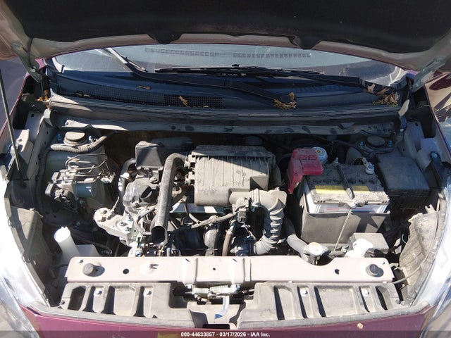 Mitsubishi Mirage Es
