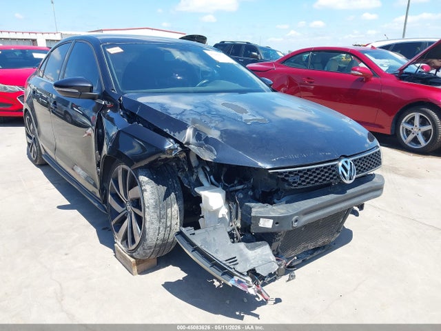 Salvage Volkswagen Jetta Image