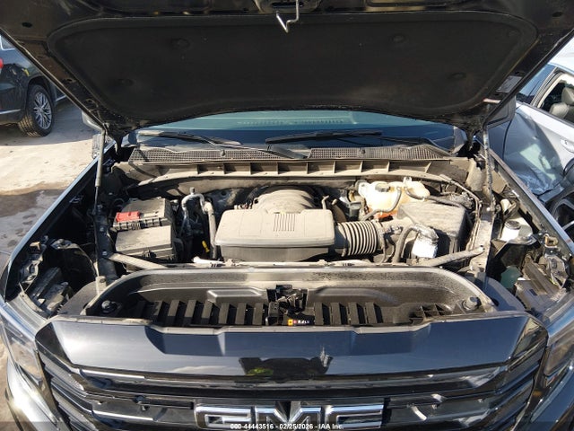 GMC Sierra 1500 4wd  Short Box Elevation With 3sb