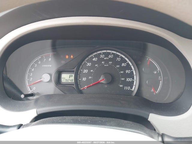 Toyota Sienna Le V6