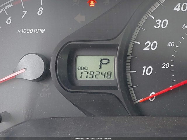 Toyota Sienna Le V6
