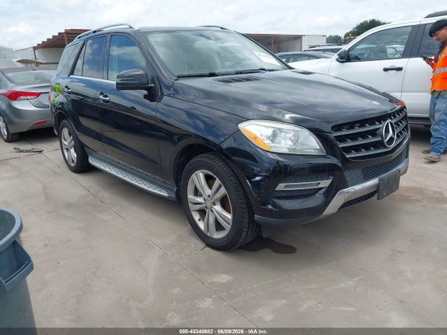Salvage Mercedes-Benz M-Class Image