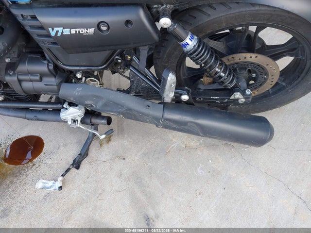 Moto Guzzi V7 Iii Stone