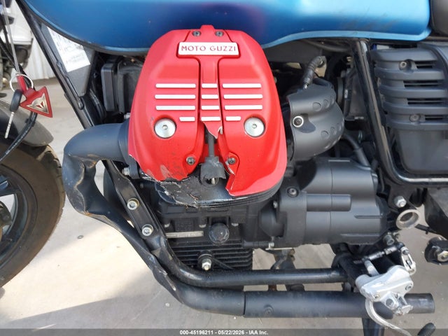 Moto Guzzi V7 Iii Stone