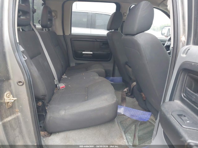 Mitsubishi Raider Duro Cross V6
