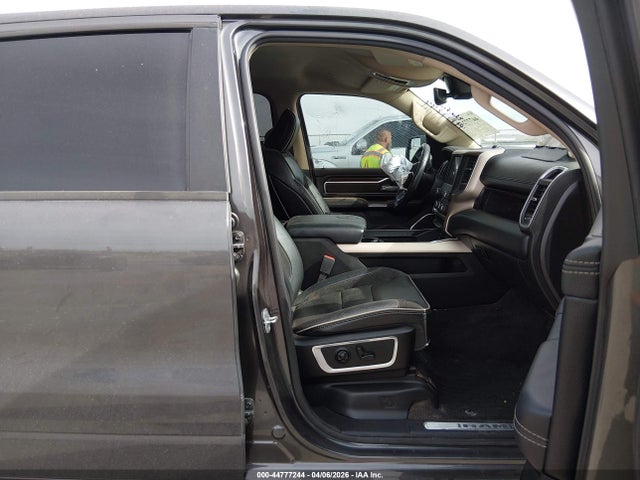 Ram 1500 Laramie  4x4 5'7 Box