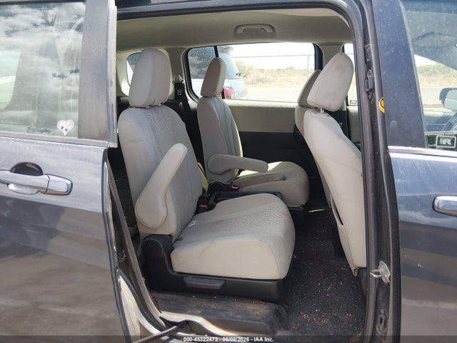 Mazda Mazda5 Sport