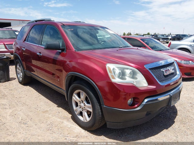 Salvage GMC Acadia Image