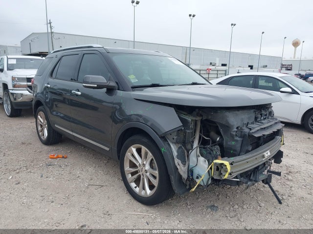 Salvage Ford Explorer Image
