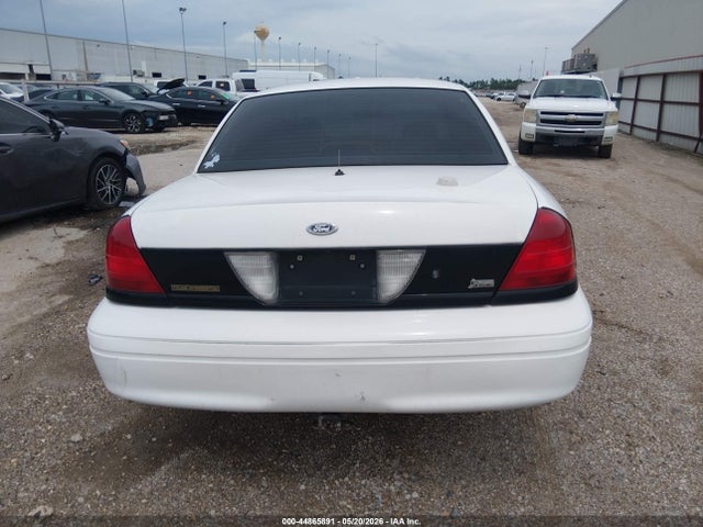 Ford Crown Victoria