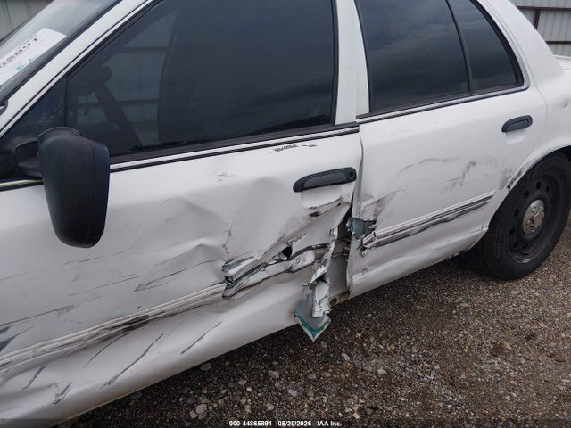 Ford Crown Victoria