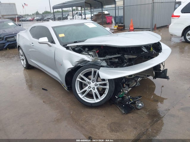 Salvage Chevrolet Camaro Image