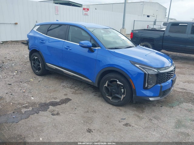 Salvage Kia Sportage Image