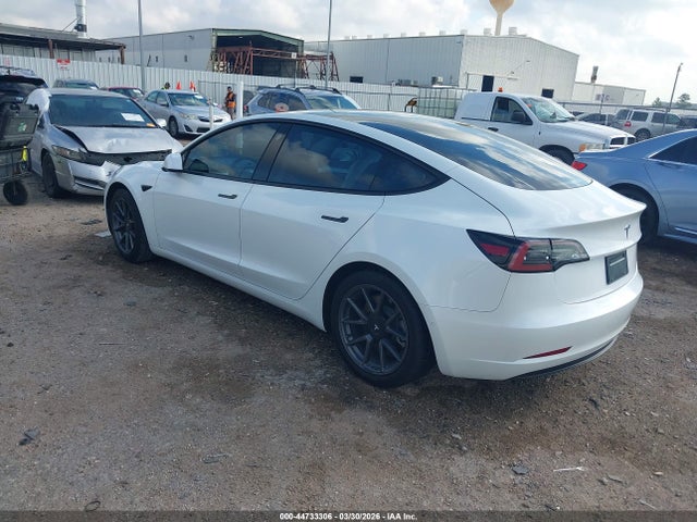 Tesla Model 3 Standard Range Plus Rear-wheel Drive