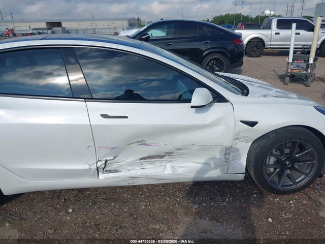 Tesla Model 3 Standard Range Plus Rear-wheel Drive