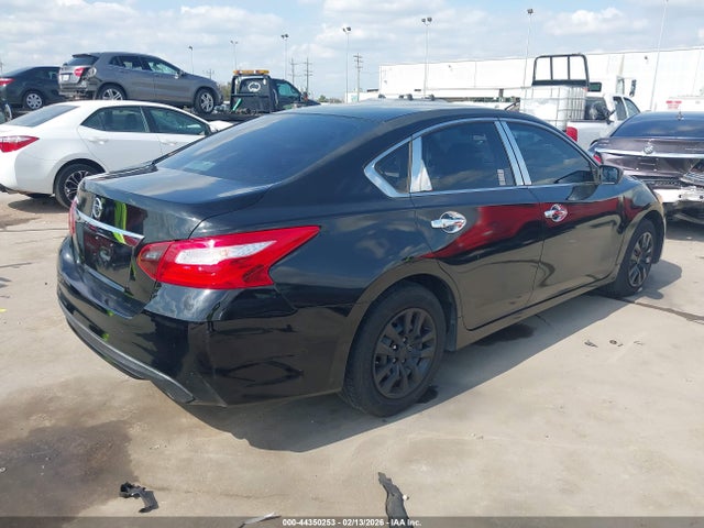 Nissan Altima 2.5 S
