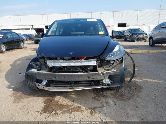 Tesla Model Y Rwd