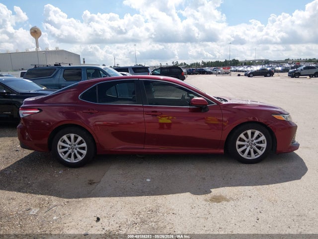 Toyota Camry Le