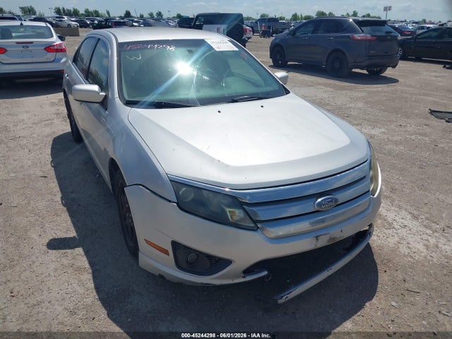 Salvage Ford Fusion Image