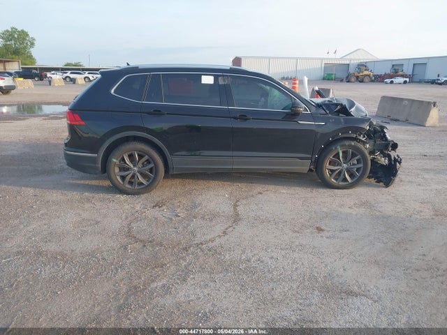 Volkswagen Tiguan 2.0t Se