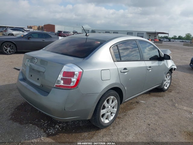 Nissan Sentra 2.0