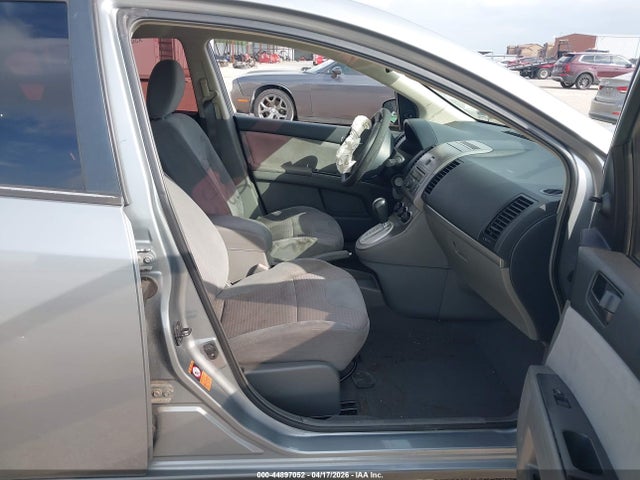Nissan Sentra 2.0