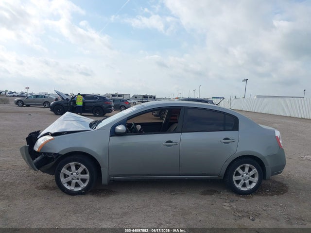 Nissan Sentra 2.0