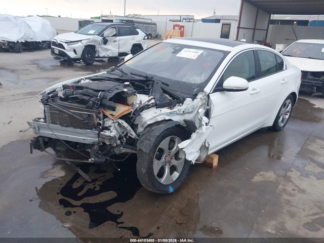 Jaguar XE 25t