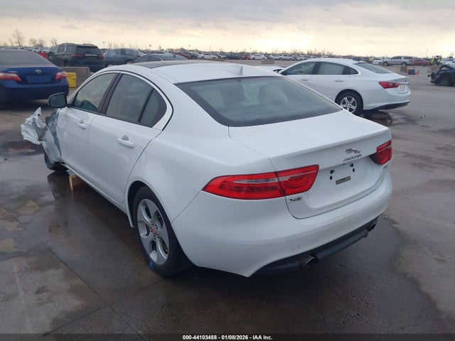 Jaguar XE 25t