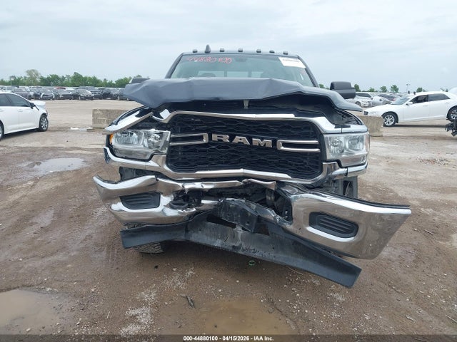 Ram 2500 Tradesman  4x4 6'4 Box