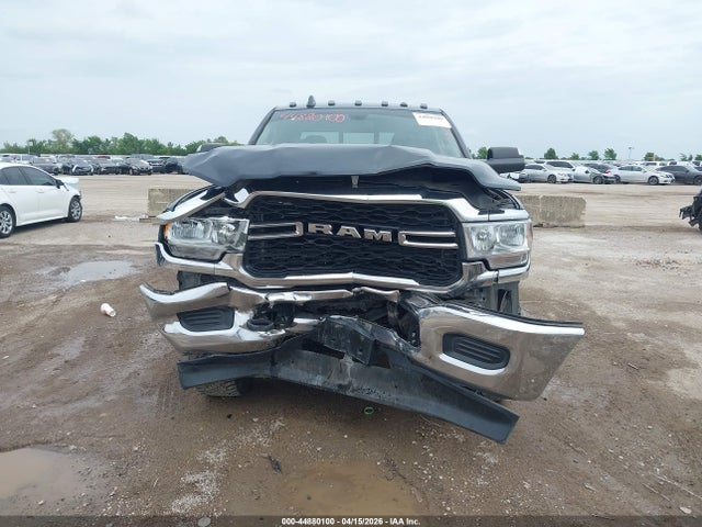 Ram 2500 Tradesman  4x4 6'4 Box