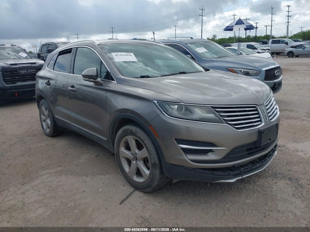 Salvage Lincoln MKC Image