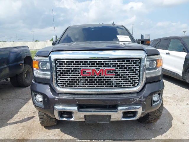 GMC Sierra 2500 Denali