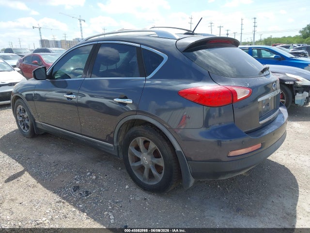 INFINITI Ex Journey
