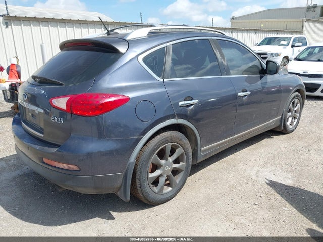INFINITI Ex Journey