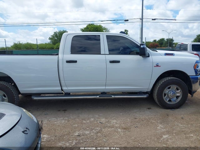 Ram 2500 Tradesman  4x4 8' Box