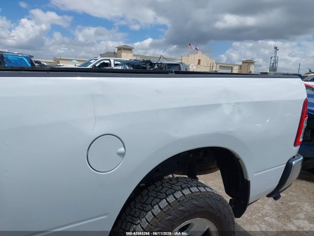 Ram 2500 Tradesman  4x4 8' Box