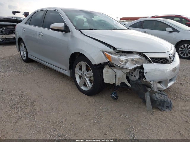Salvage Toyota Camry Image