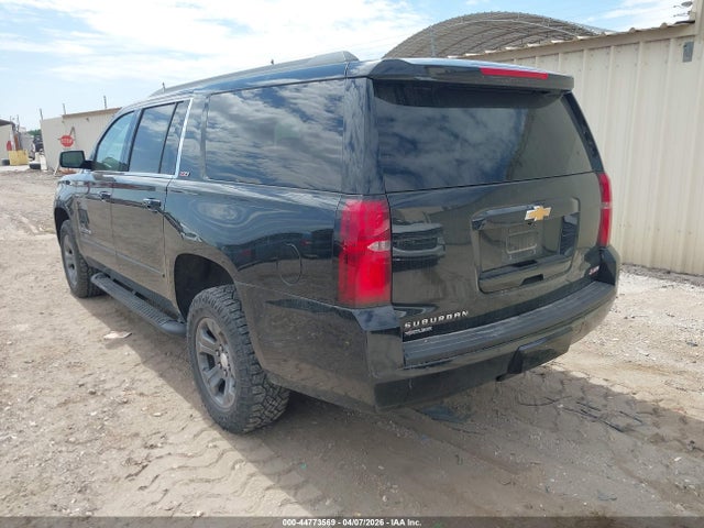 Chevrolet Suburban Lt