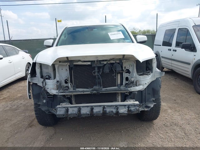 Toyota Tacoma Sr5 V6