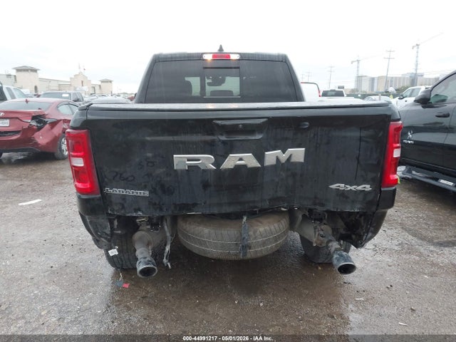 Ram 1500 Laramie  4x4 5'7 Box