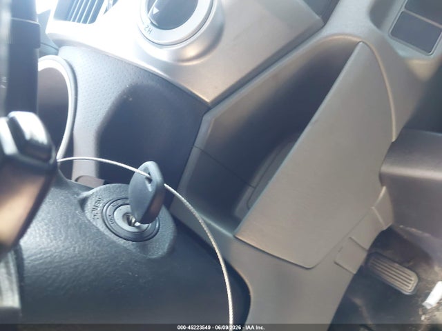 Toyota Tacoma Base V6