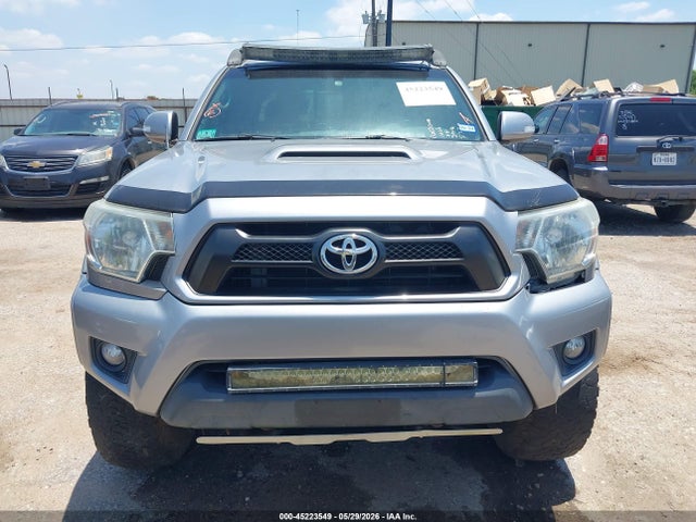 Toyota Tacoma Base V6