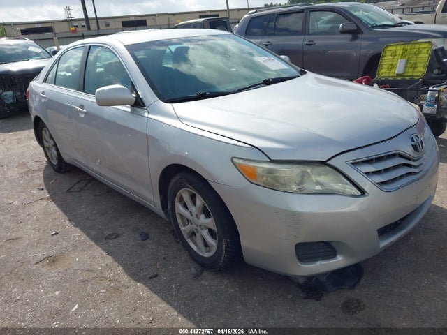 Salvage Toyota Camry Image