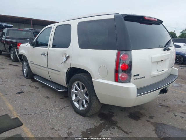 GMC Yukon Denali