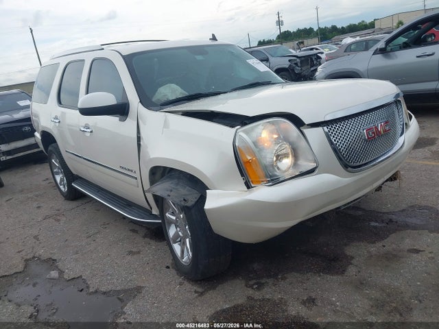 Salvage GMC Yukon Image