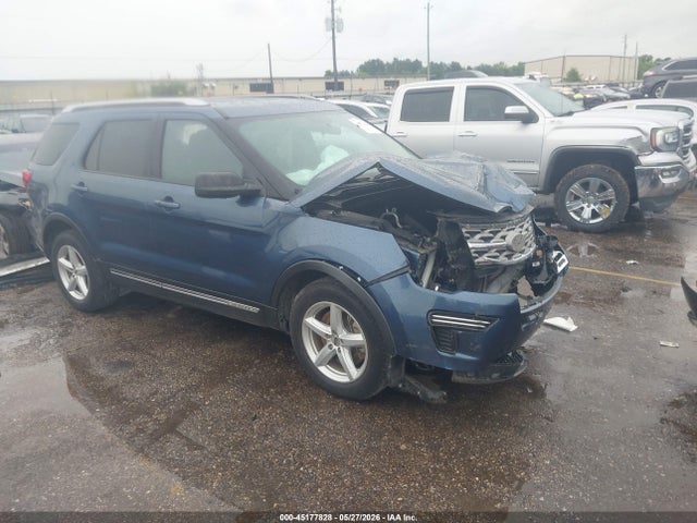 Salvage Ford Explorer Image